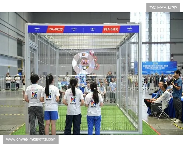 无人机足球世锦赛展示科技实力，带动低空经济发展